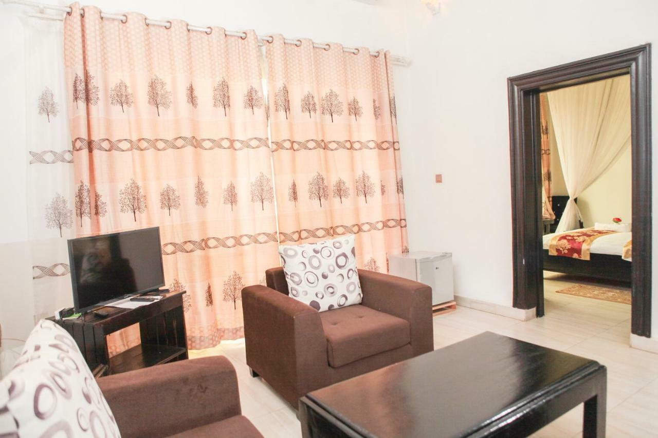 Hotel Kangaroo Bujumbura Kültér fotó