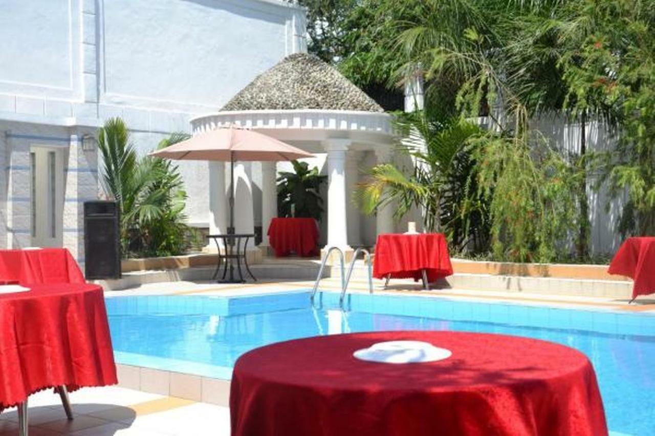 Hotel Kangaroo Bujumbura Kültér fotó