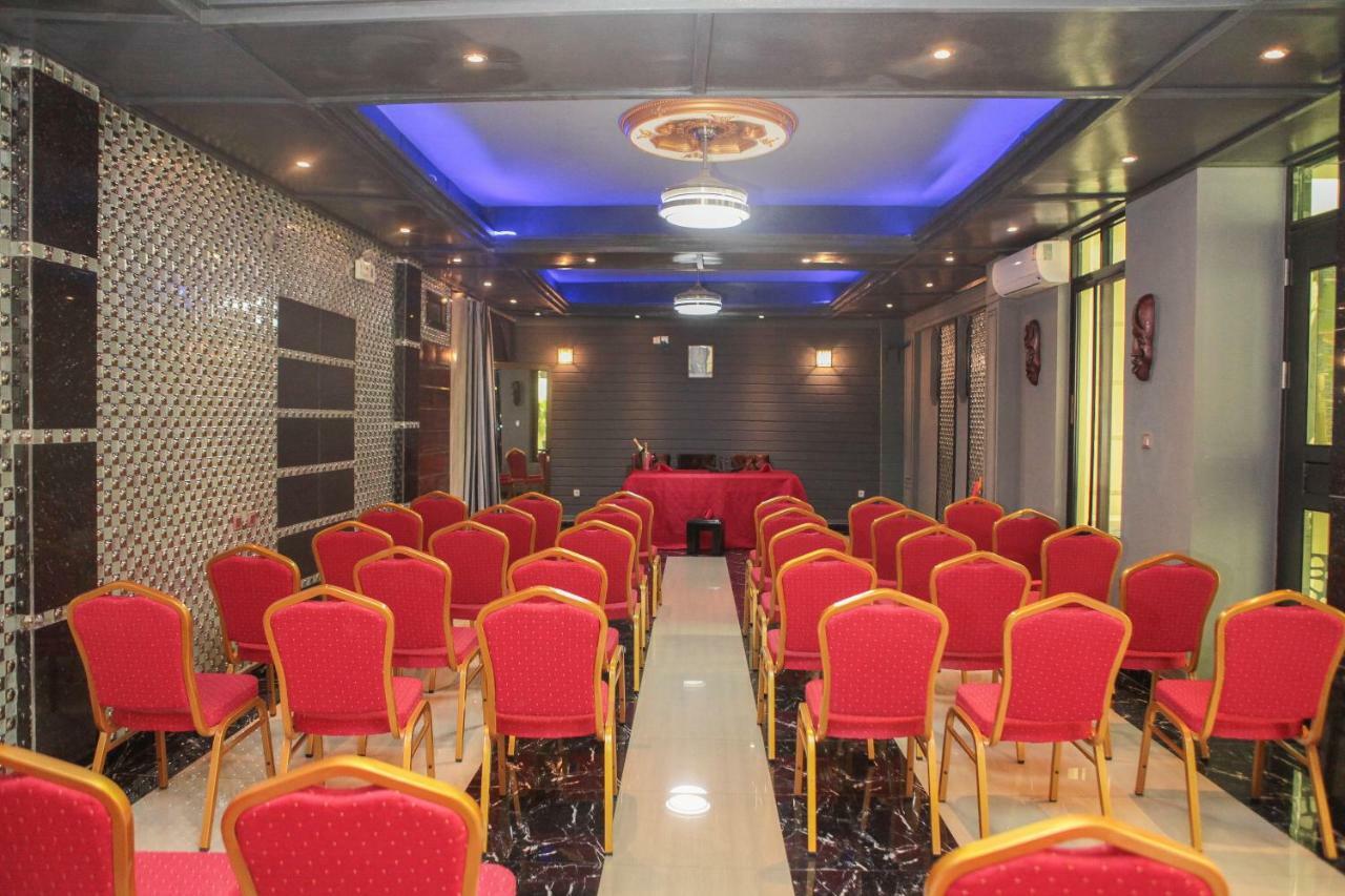 Hotel Kangaroo Bujumbura Kültér fotó