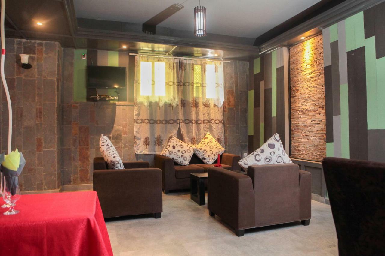 Hotel Kangaroo Bujumbura Kültér fotó